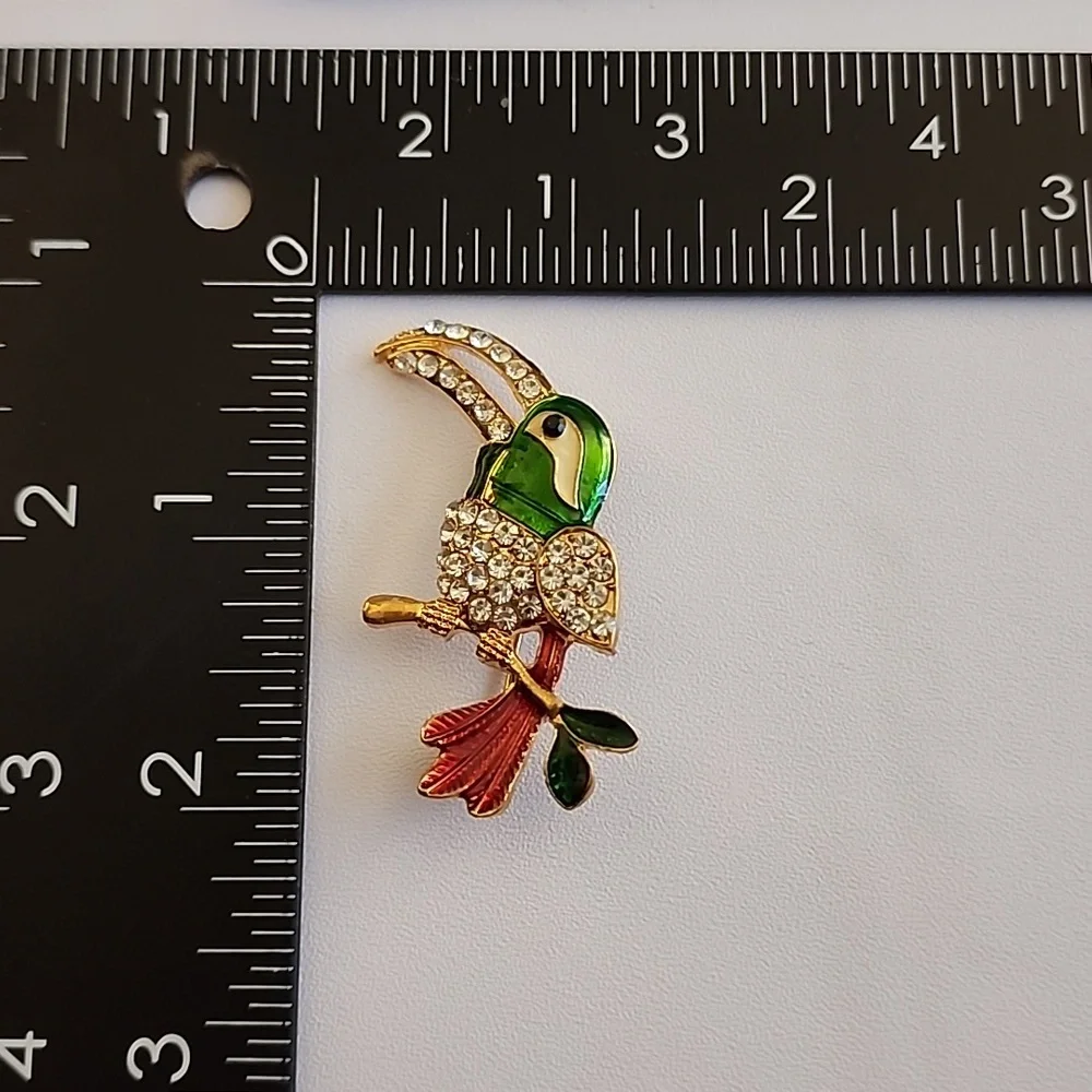 Tropical Tucan Bright and Loaded with Simulated  Diamonds  BRO